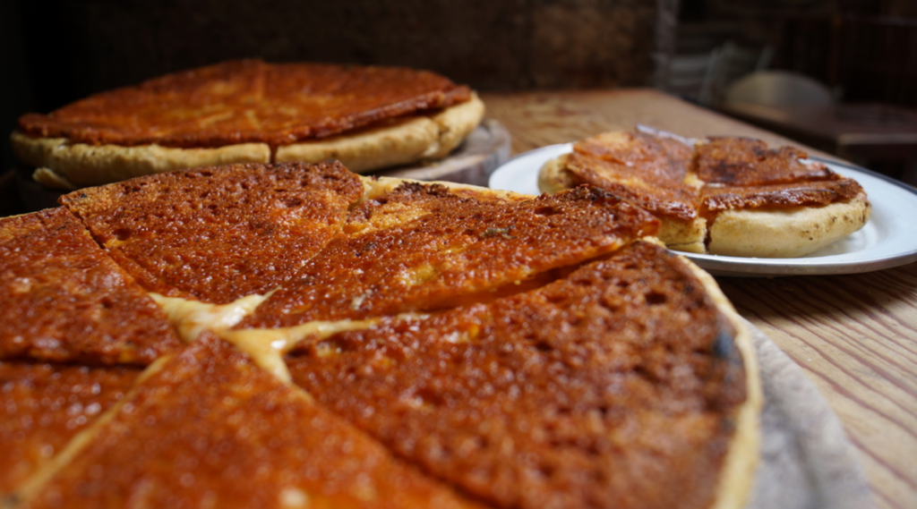 Foto de la nota Cinco lugares para comer pizza que no puedes dejar pasar